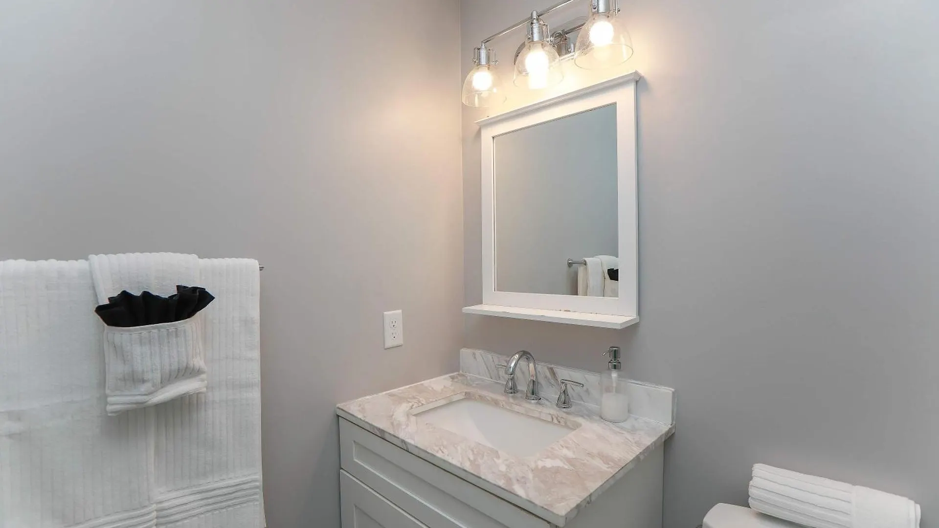 Sojourn'S Sea Views With Balcony Sleeps 6 Apartment Virginia Beach United States