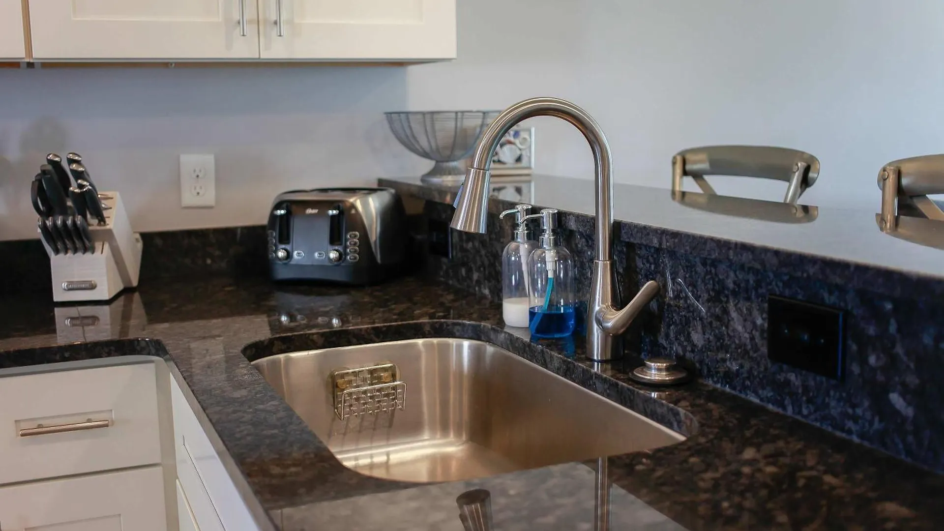 Sojourn'S Sea Views With Balcony Sleeps 6 Apartment Virginia Beach