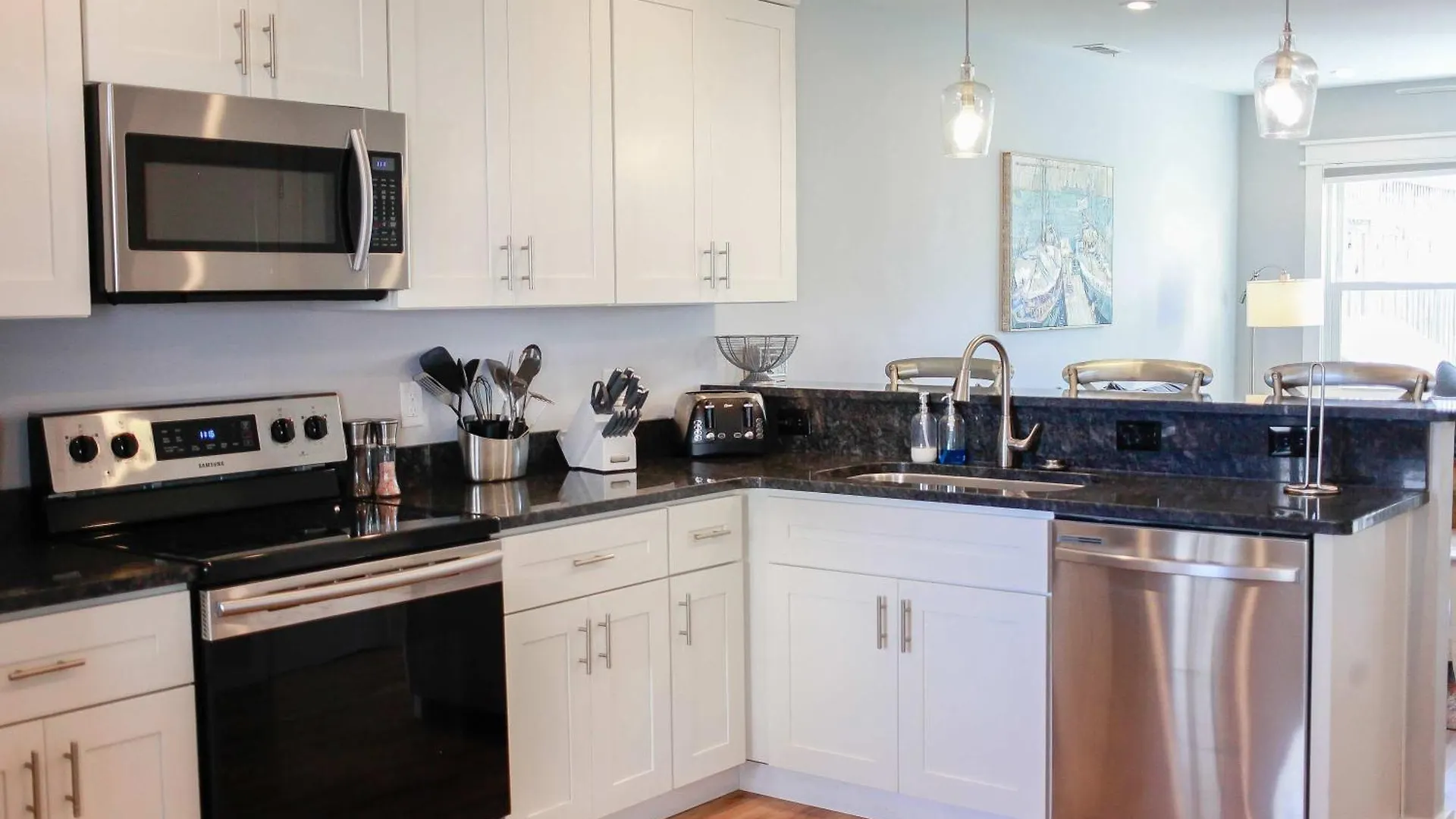 Sojourn'S Sea Views With Balcony Sleeps 6 Apartment Virginia Beach